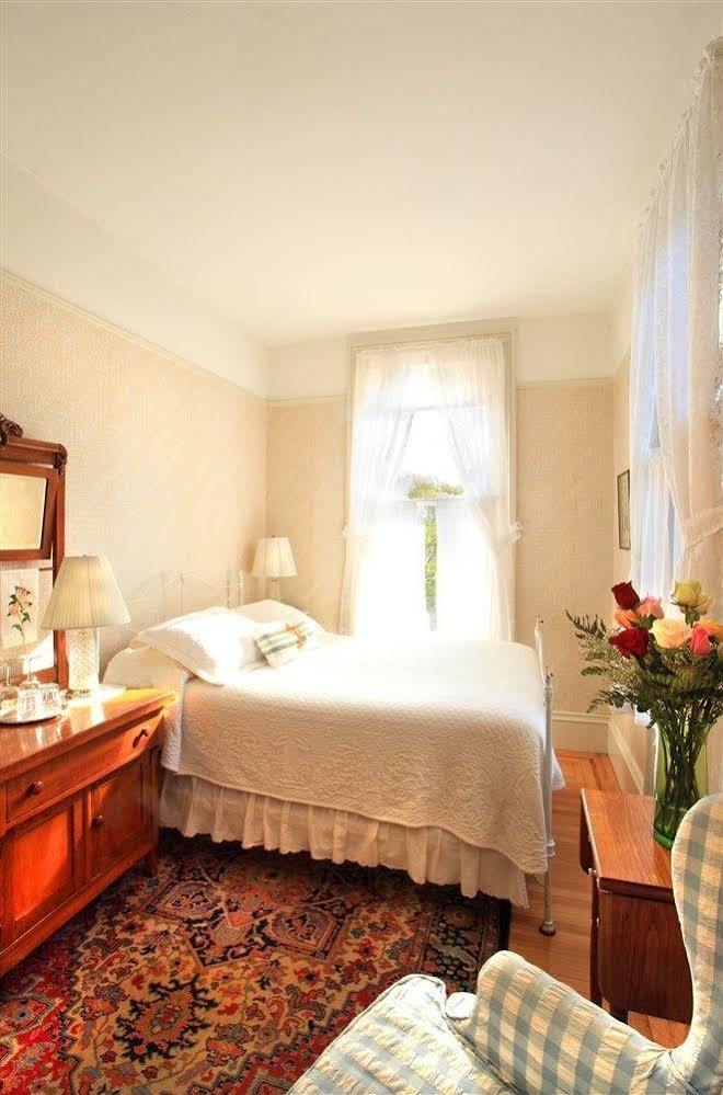 Camellia Inn Healdsburg Ngoại thất bức ảnh