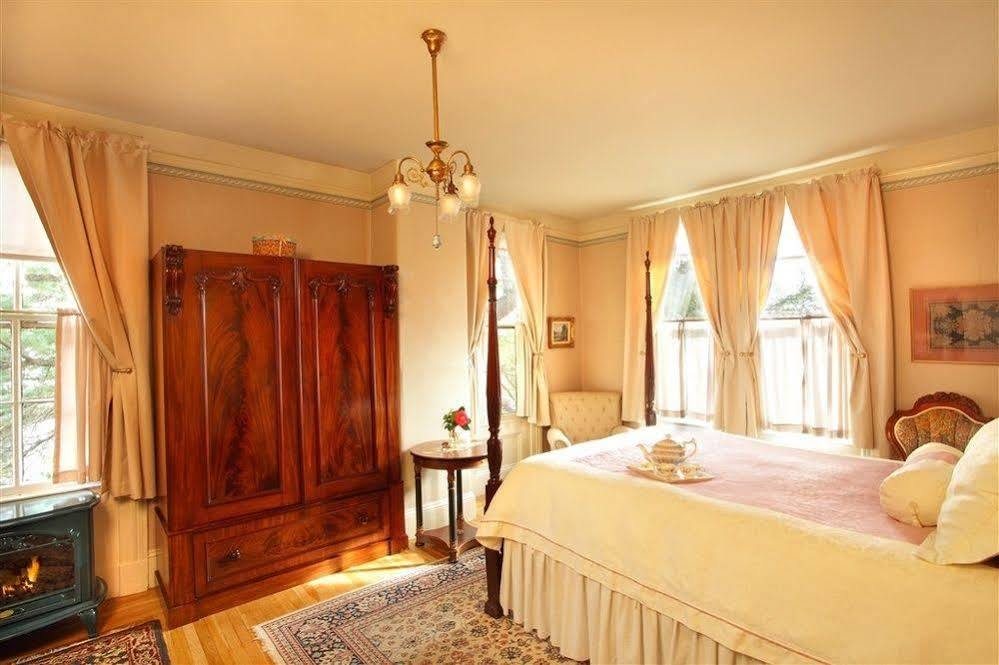 Camellia Inn Healdsburg Ngoại thất bức ảnh